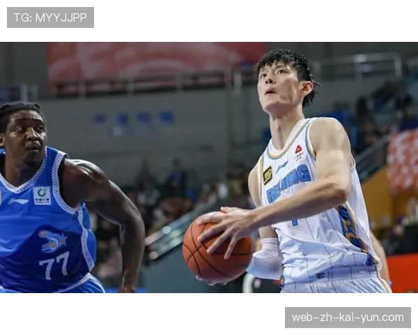 曾凡博数据全面提升，身体对抗增强带动进攻效率增长